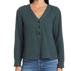 Madewell Lightspun Evert Top in forest green waffle knit henley size XS